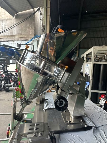 Trục vít cấp liệu
